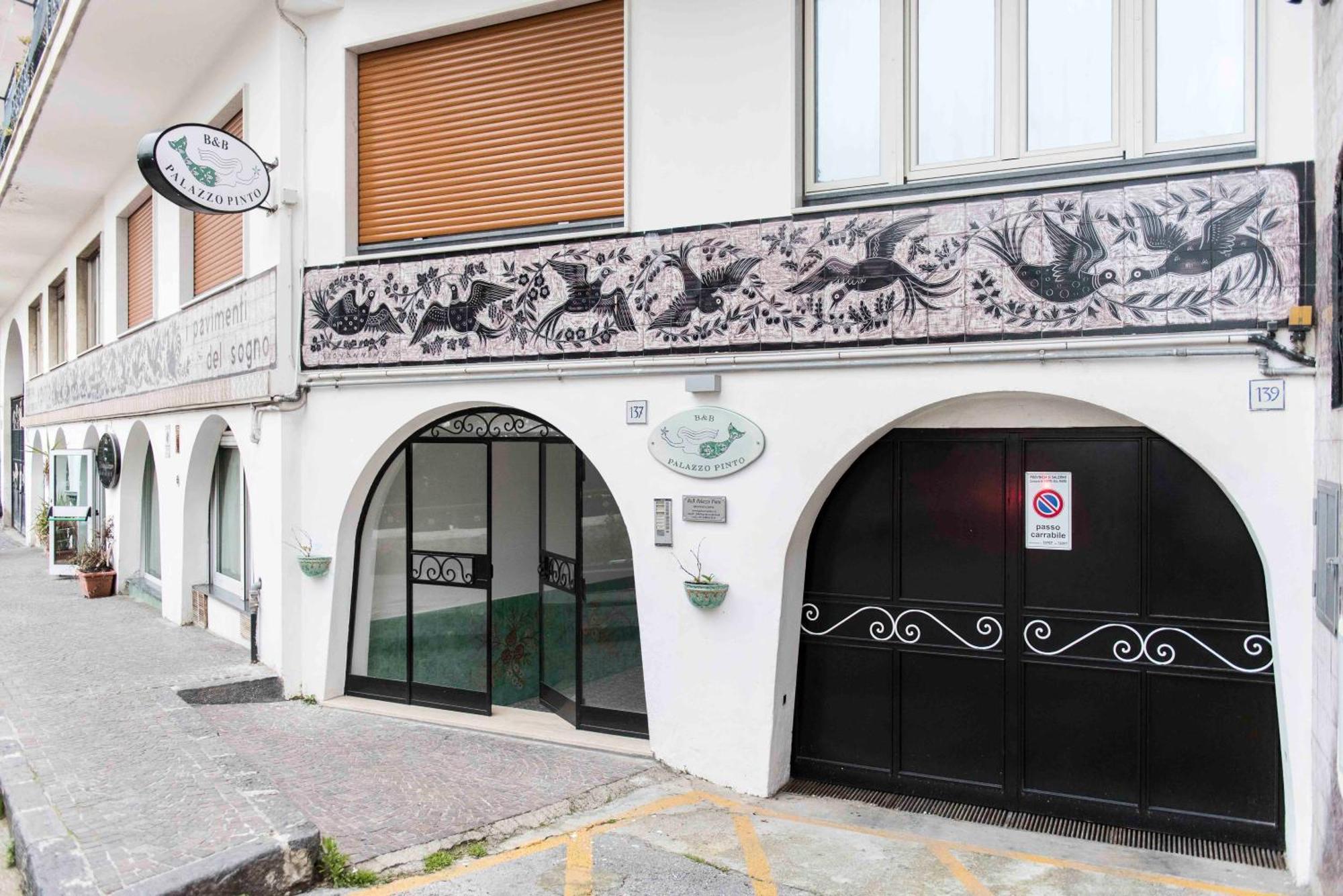 B&B Palazzo Pinto 2 Vietri sul Mare Exterior photo